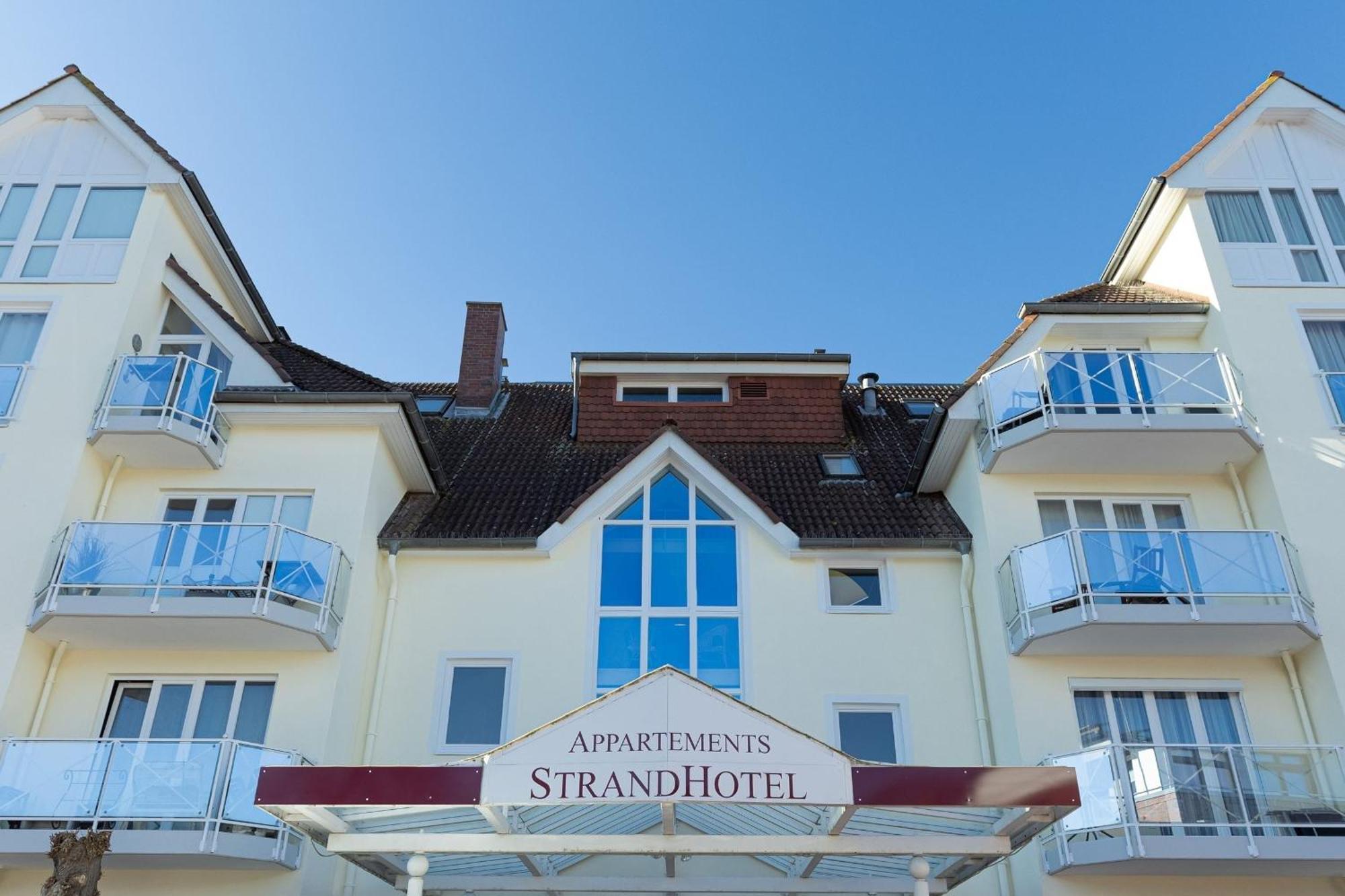 Strandhotel 18 Laboe Exterior foto